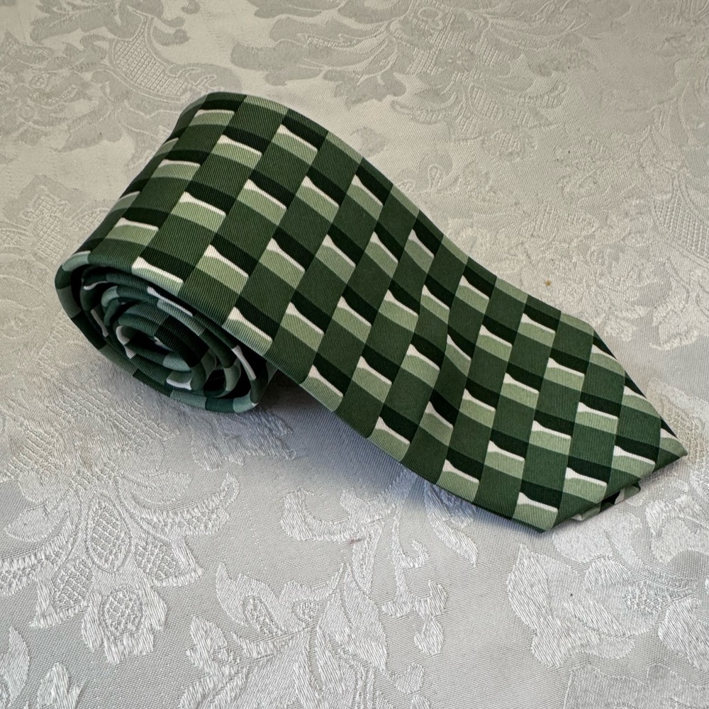 Josh Bach Green Geometric Silk Tie Old Money Preppy Dapper Art Hand Finish NY‎